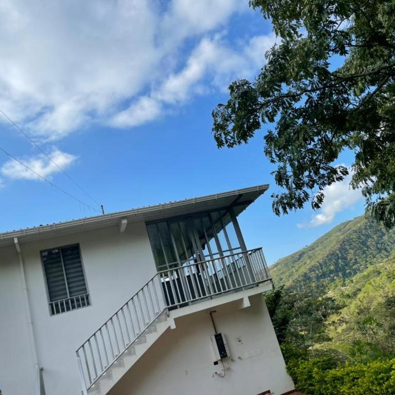 Hotel campestre los Arrieros - Apartamento con vistas a las montañas - 7