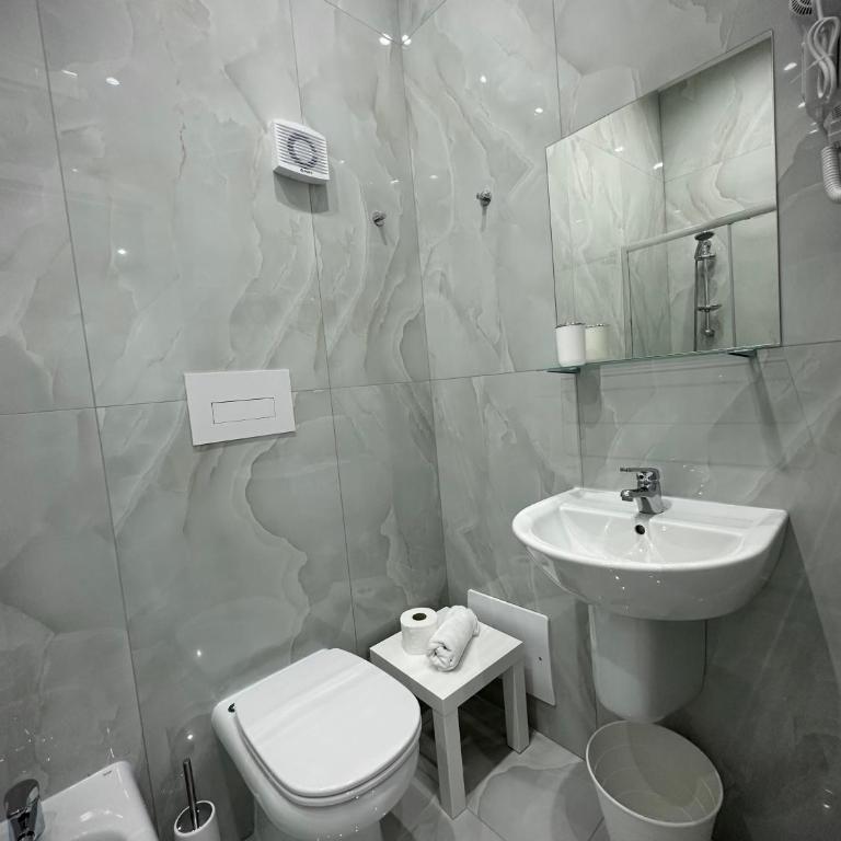 MARVIT CENTRAL LUXURY - Deluxe Family Room - 4