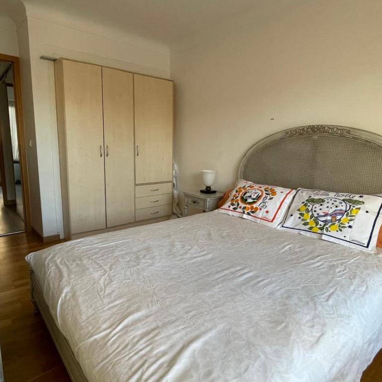 Comfortable and modern two bedroom - Appartement - 14