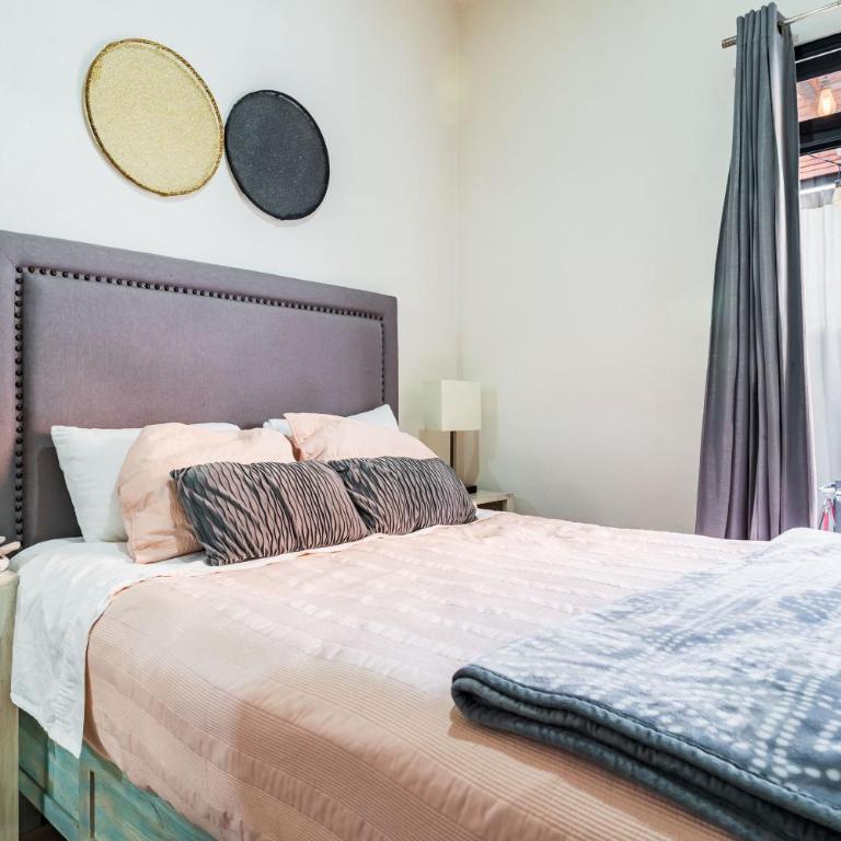 Casa Angel Dorado - Three-Bedroom Apartment - 10