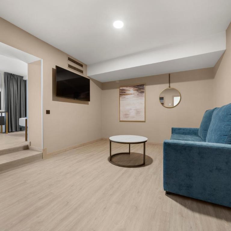 Hotel Zentral Ramiro I Oviedo - Habitación Doble con zona de estar - 7