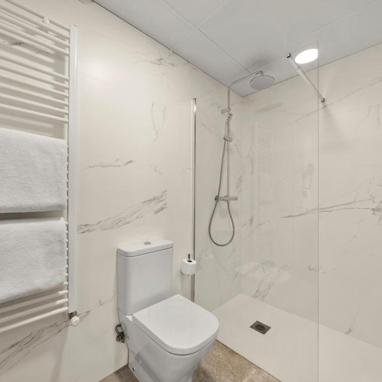 Hotel Zentral Ramiro I Oviedo - Habitación Económica - 2