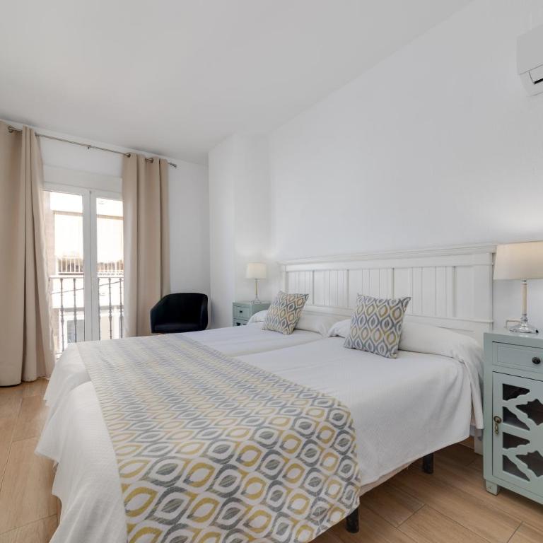 Hotel Madrid - Habitación Doble con vistas a la ciudad - 1 o 2 camas - 4