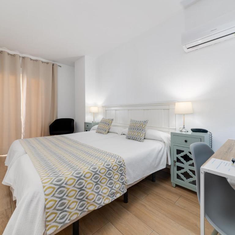 Hotel Madrid - Habitación Doble con vistas a la ciudad - 1 o 2 camas - 6