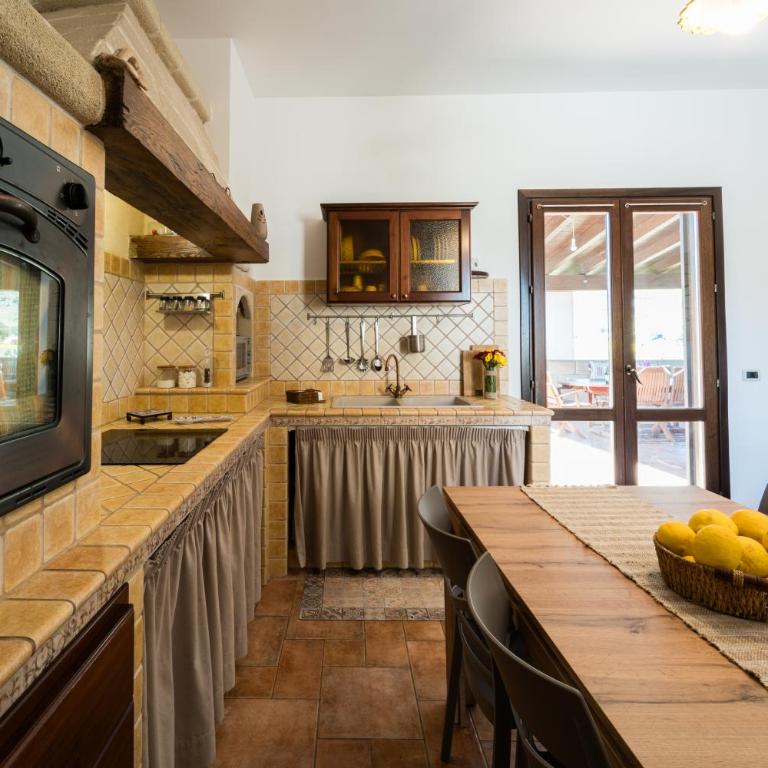 I Colori del Tufo - Two-Bedroom House - 9