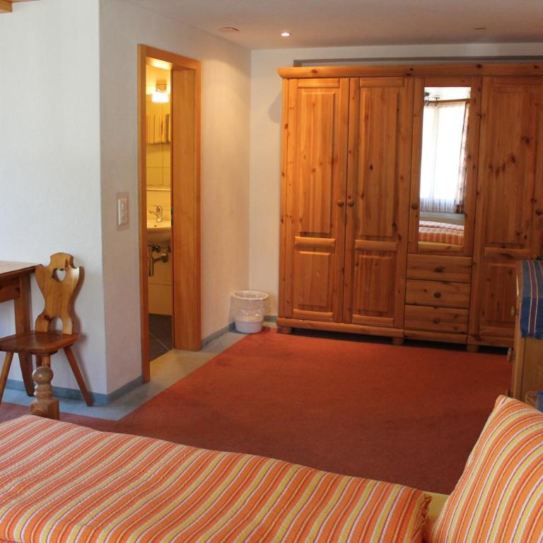 Pension St. Jakob - Vierbettzimmer - 1