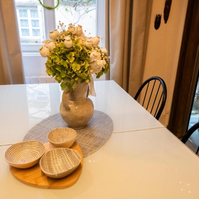 La Petite Cour - Atypique, calme et cozy - Apartment - 18
