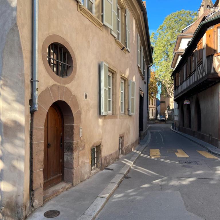 La Petite Cour - Atypique, calme et cozy - Apartment - 22