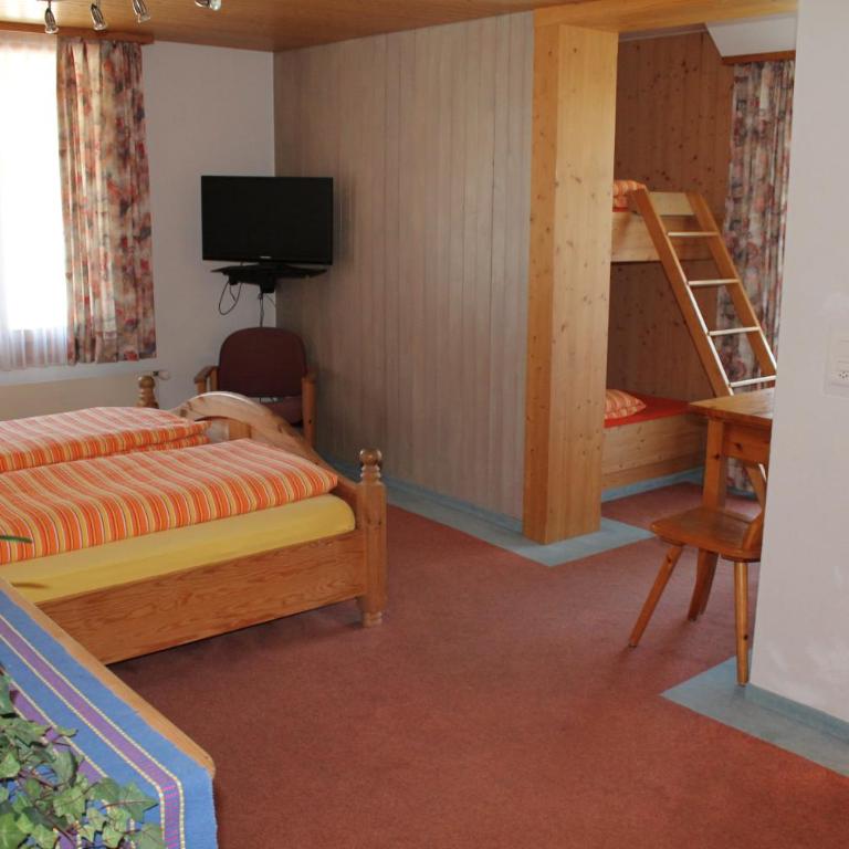 Pension St. Jakob - Vierbettzimmer - 2