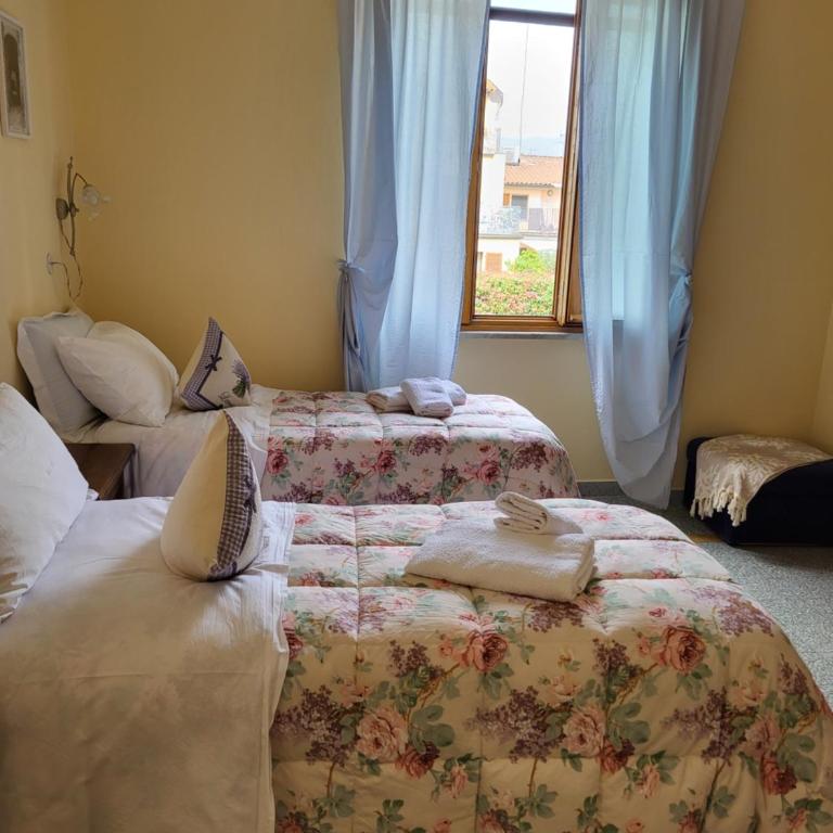 BnB Villa Melany vicino Centro - Camera Matrimoniale/Doppia con Letti Singoli - 1