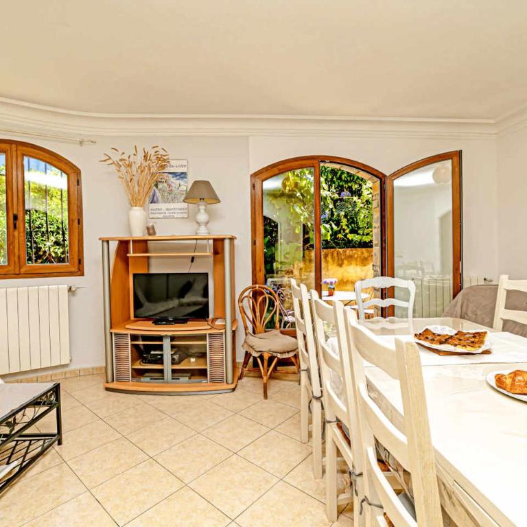 Locations-06 L'Eugénie Gîte pour 8 au calme sur la Côte d'Azur - Appartamento con 2 Camere da Letto - 7