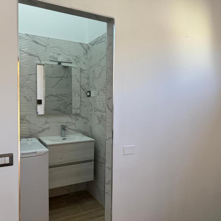 Piscina Condominiale 10 Min dal Mare - Apartment with Terrace - 8