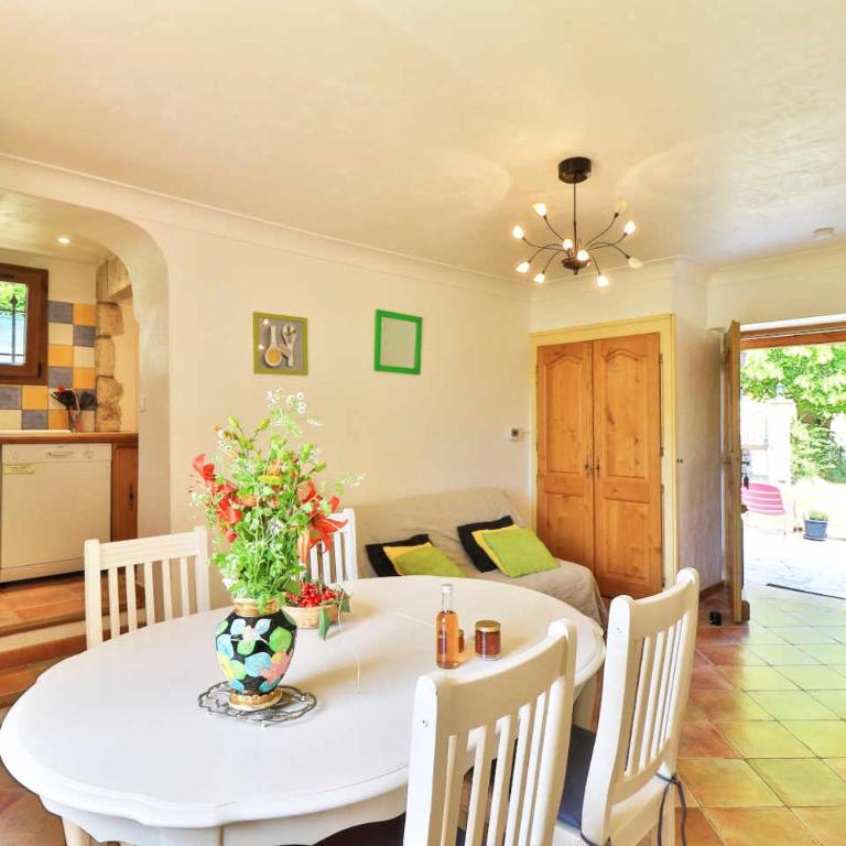 Locations-06 La maison de Noéie rdj pour 6 personnes entre mer et montagne - Appartamento con 2 Camere da Letto - 9