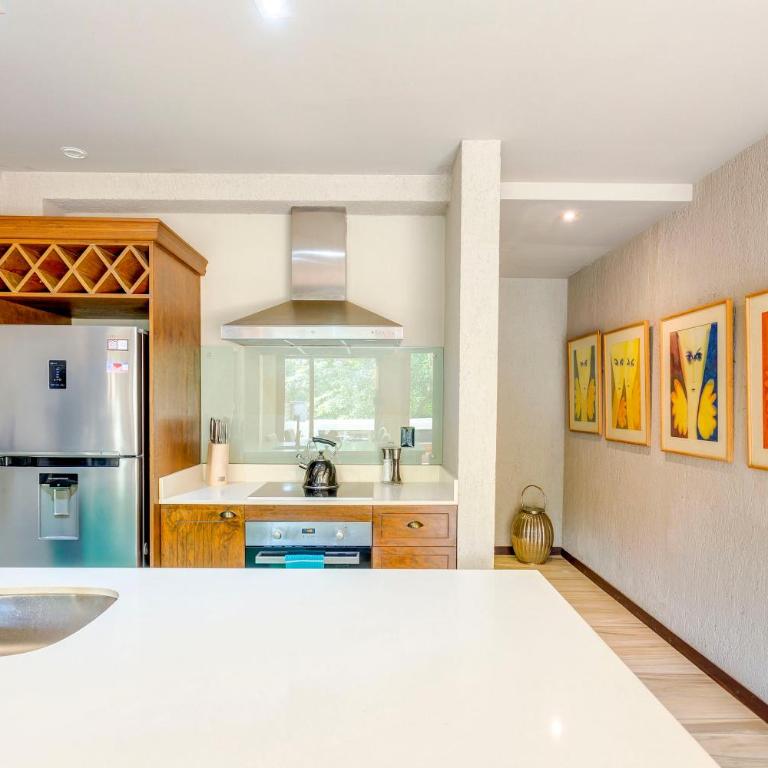 Luxurious Oasis Jacuzzi with Art Gallery and Pool - Apartamento de 2 dormitorios - 12