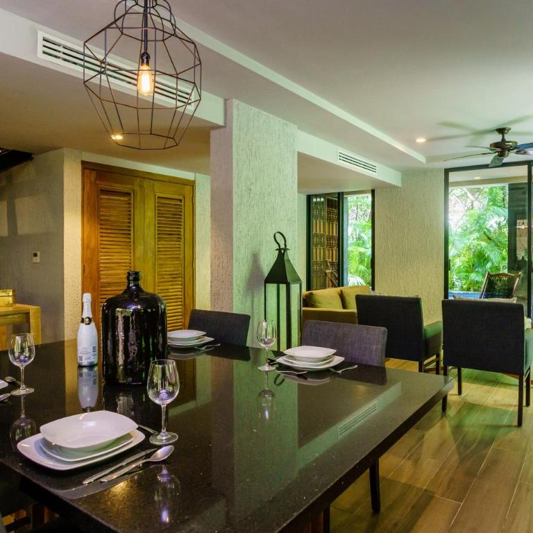 Luxurious Oasis Jacuzzi with Art Gallery and Pool - Apartamento - 7