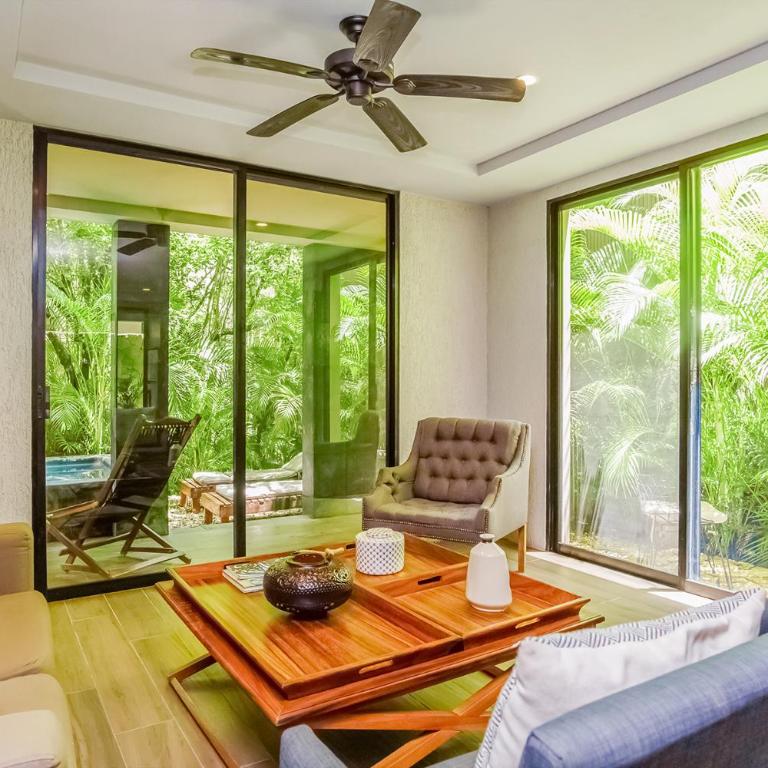 Luxurious Oasis Jacuzzi with Art Gallery and Pool - Apartamento - 14