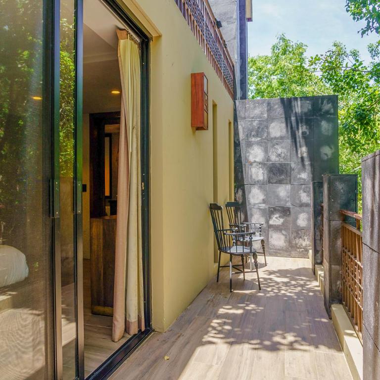 Luxurious Oasis Jacuzzi with Art Gallery and Pool - Apartamento - 21