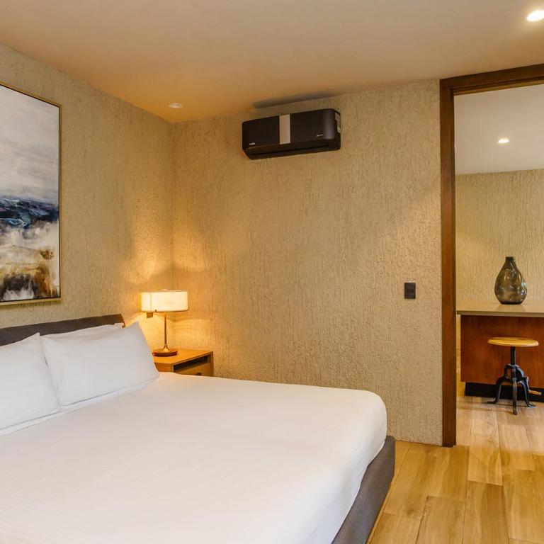 Luxurious Oasis Jacuzzi with Art Gallery and Pool - Apartamento Superior - 9