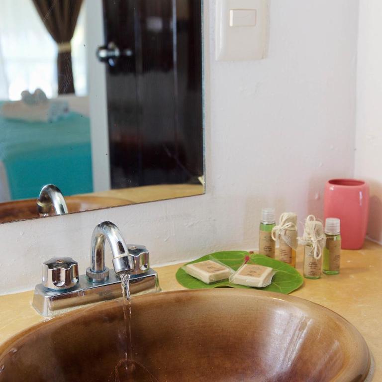Punta Piedra Beach Posada - Habitación con cama extragrande. - 5