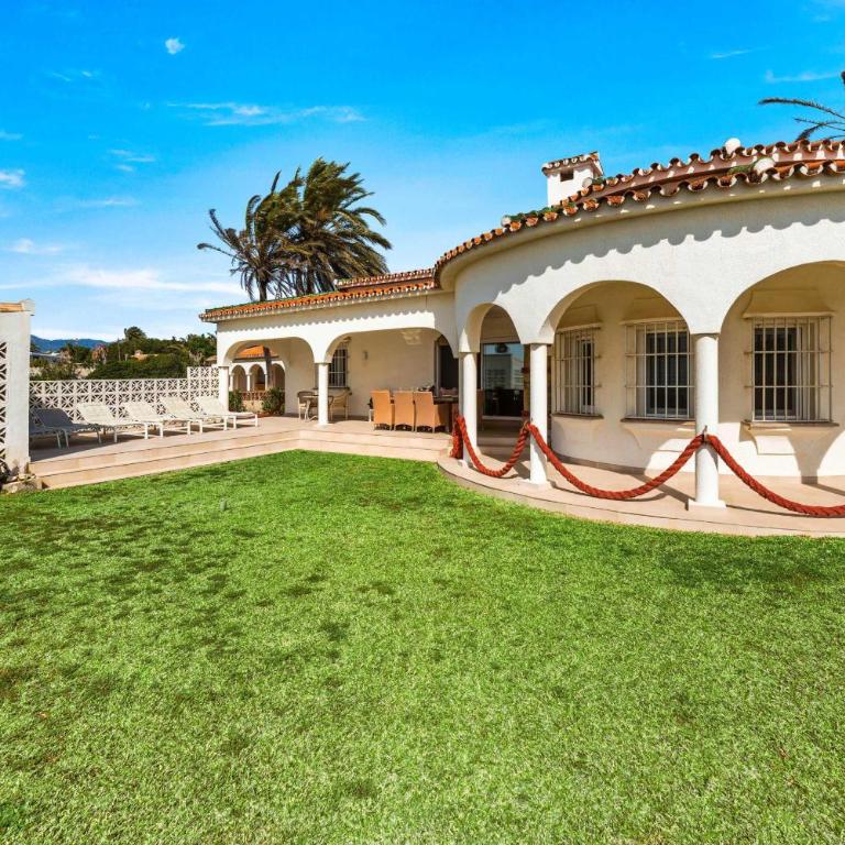 1100 Marbella Beachfront first line - Villa Deluxe - 26