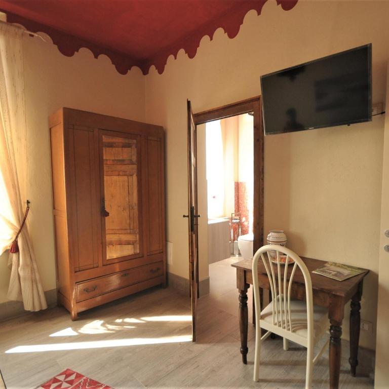 Villa Gemma - Camera Familiare con Bagno Privato - 4