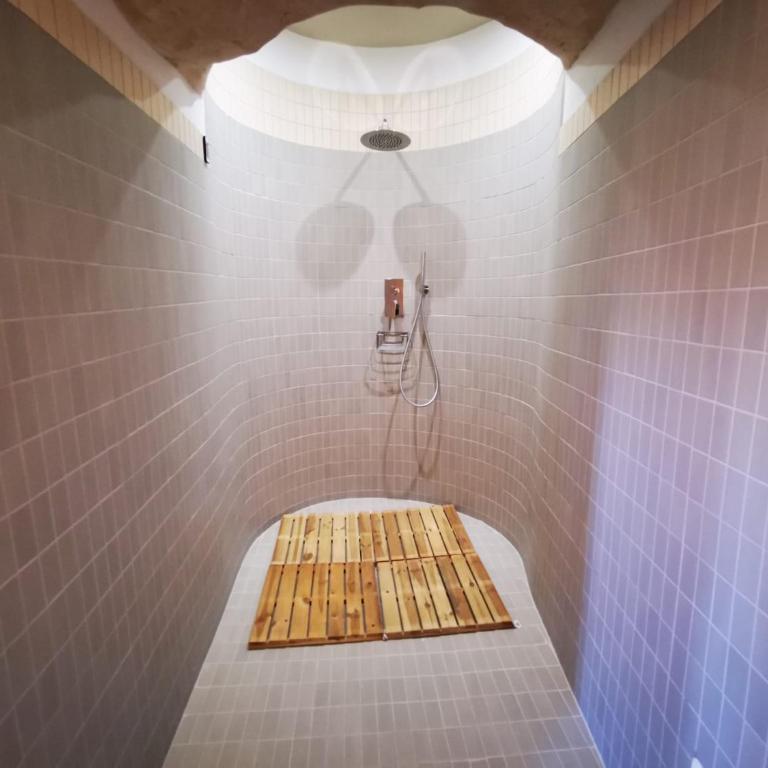 Albachiara Room - Double Room with Private Bathroom - 11