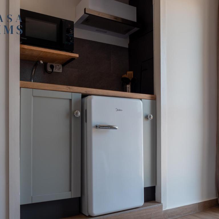 CasaTIMS - Adults Only - Studio with Sea View - 8