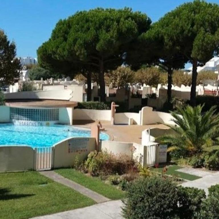 Studio a la mer piscine wifi parking clim - Estudio con balcón - 17
