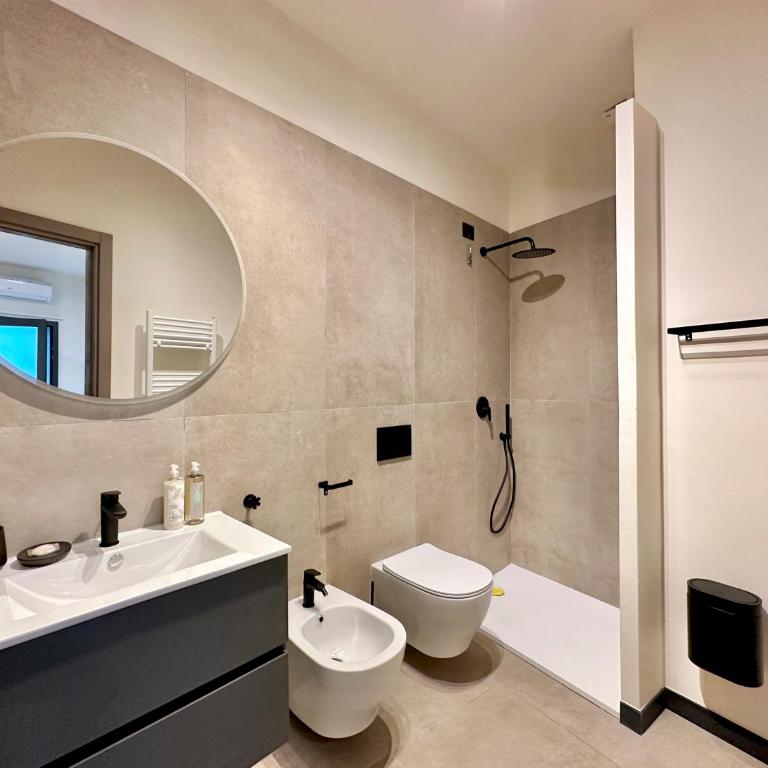 Cinque Terre Room Rental SULLA VIA - Camera Matrimoniale con Bagno Privato - 5