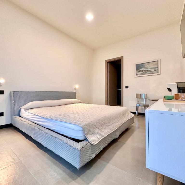 Cinque Terre Room Rental SULLA VIA - Camera Matrimoniale con Bagno Privato - 1