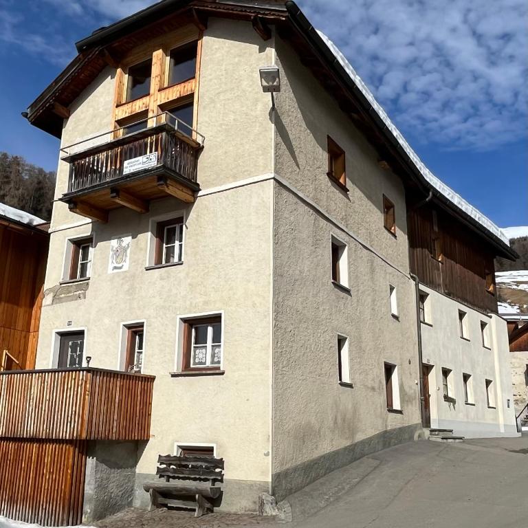 Schönste Ferienwohnung mit Panoramablick in Ftan im Unterengadin - Apartment mit 3 Schlafzimmern - 14