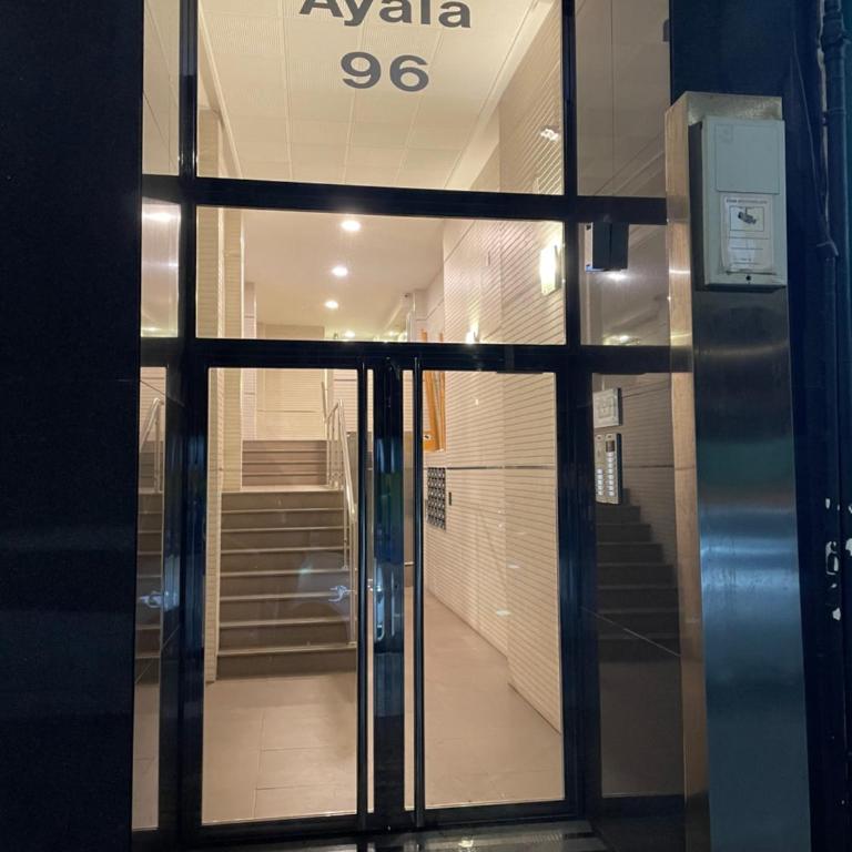 Ayala Beach - Three-Bedroom Apartment - 20