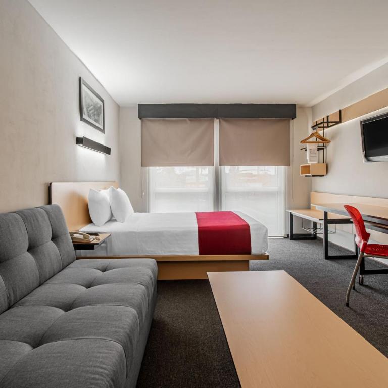 City Express by Marriott Queretaro Jurica - Superior Queen Room with Sofa Bed - 5