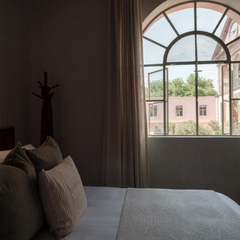 Hotel Hércules - Standard Queen Room - 4