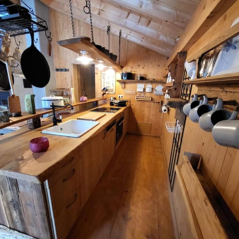 Casa Royal - Schönes und komfortables Blockhaus mit Außensauna zum Wohlfühlen - Haus mit 2 Schlafzimmern - 3