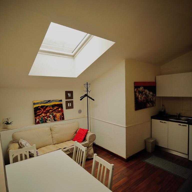 Hosting Dreams Attics - Duomo - Appartamento con 1 Camera da Letto - 4