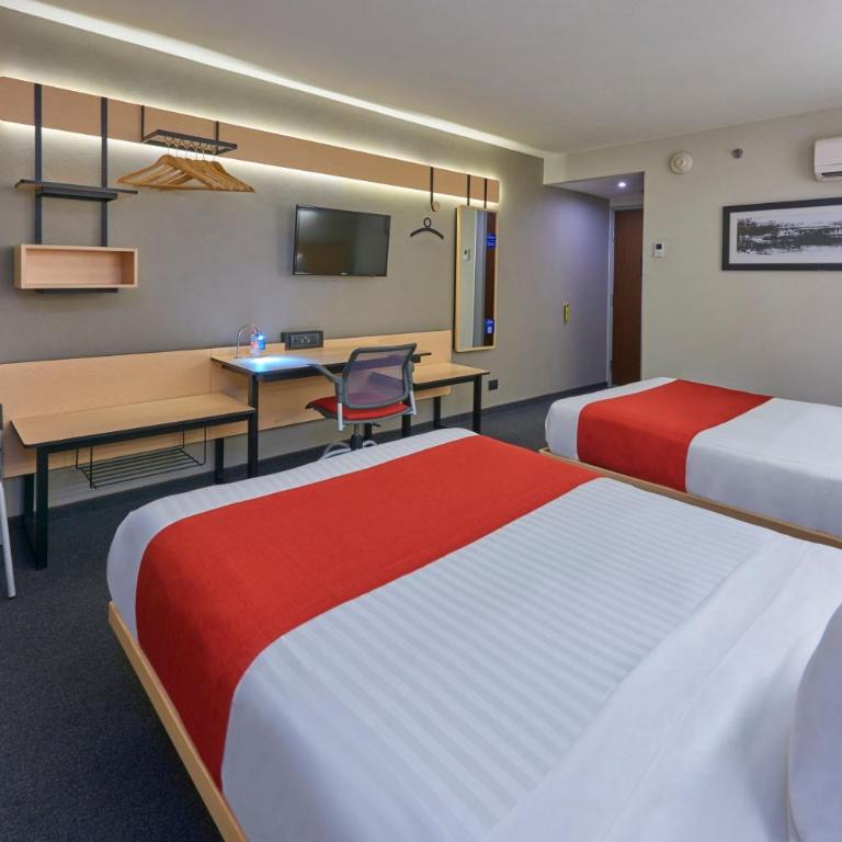 City Express by Marriott Tijuana Rio - Double Room with Two Double Beds - 5