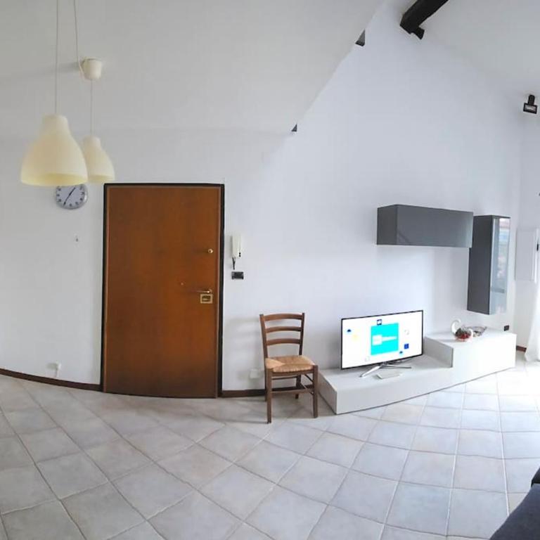 Appartamento centro città Katalin House - Two-Bedroom Apartment - 8