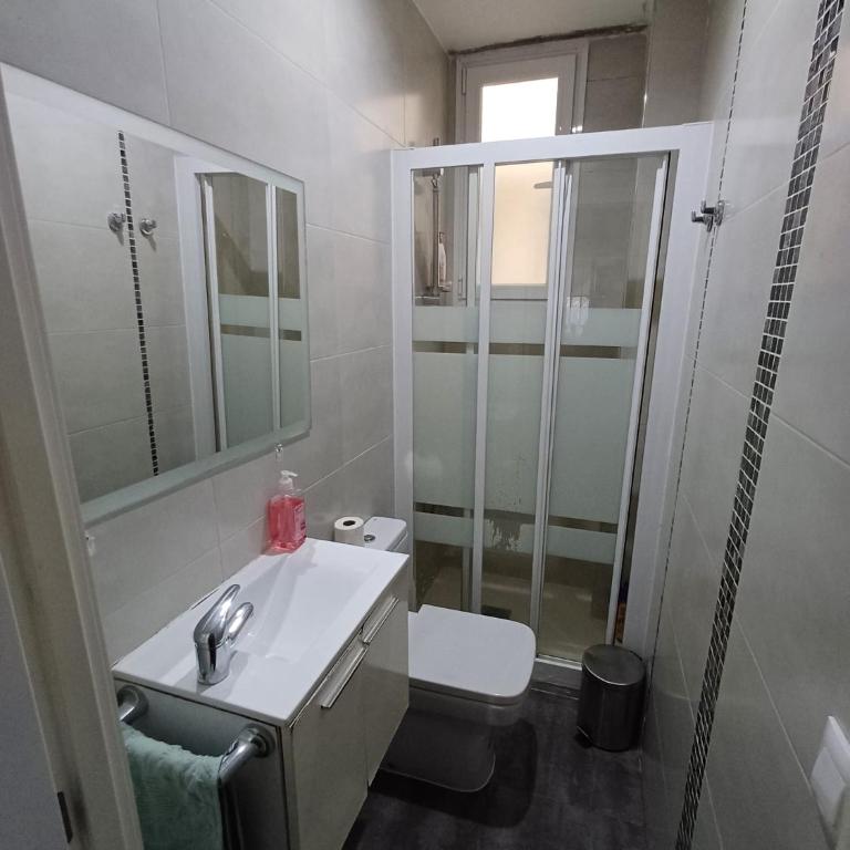 room en madrid pacifico - Triple Room - 3