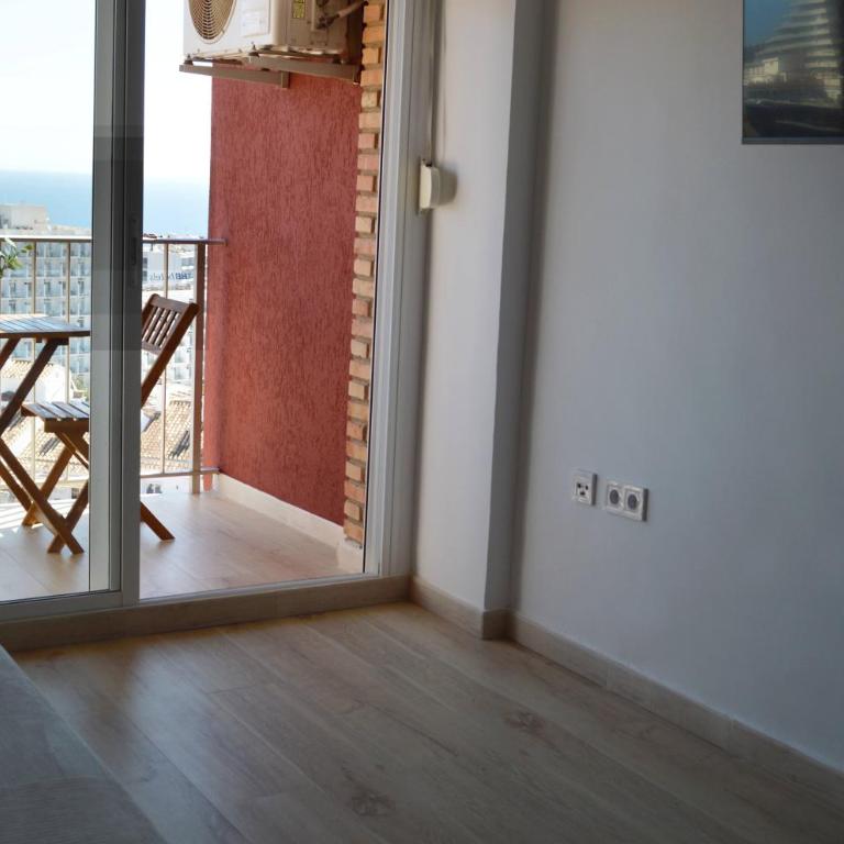 Sea View Studio Near Beach Pools Benalmádena - Studio with Sea View - 38