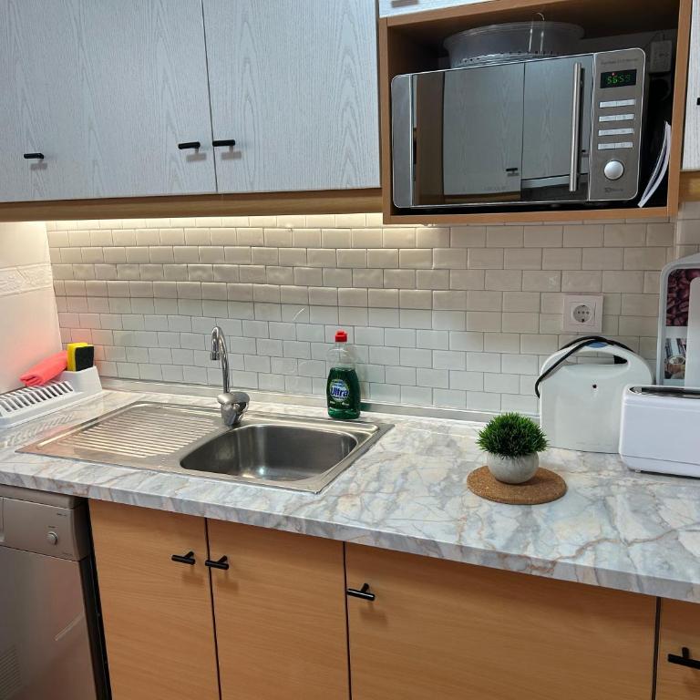 Apartamento Terraza Arenales del Sol - Two-Bedroom Apartment - 9