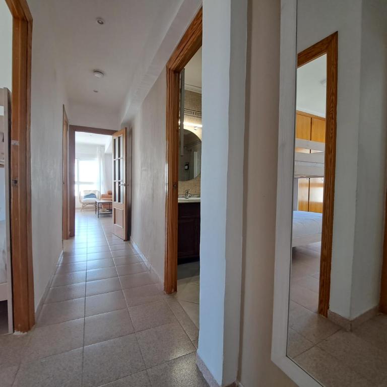 Ático primera línea de playa con vistas al Mar-Climatizado-Wifi-Parking-Solo familias - Apartamento de 3 dormitorios - 22
