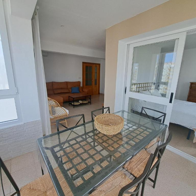 Ático primera línea de playa con vistas al Mar-Climatizado-Wifi-Parking-Solo familias - Apartamento de 3 dormitorios - 6