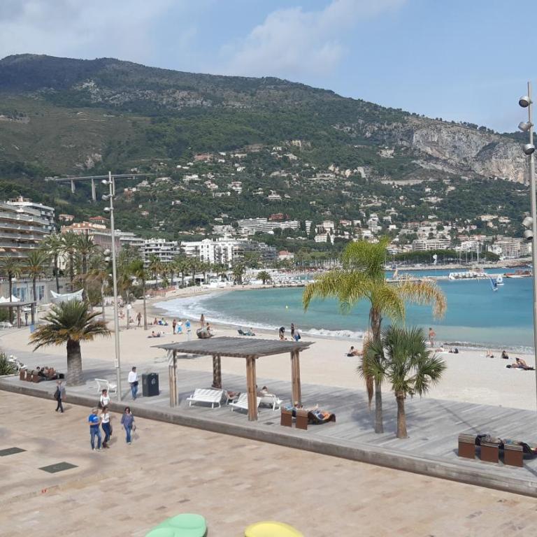 1 min to sea, Parking, AC, Terrace, 15 min Monaco - Appartement avec Terrasse - 65