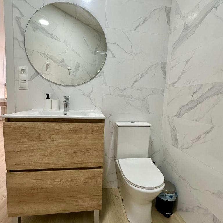 Apartamento Moderno Playa Málaga - One-Bedroom Apartment - 5