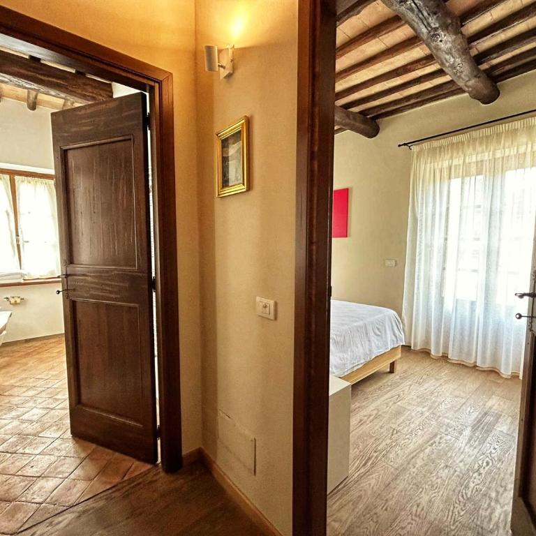 CasalPiano - Camera Matrimoniale/Doppia con Letti Singoli con Vista Giardino - 3
