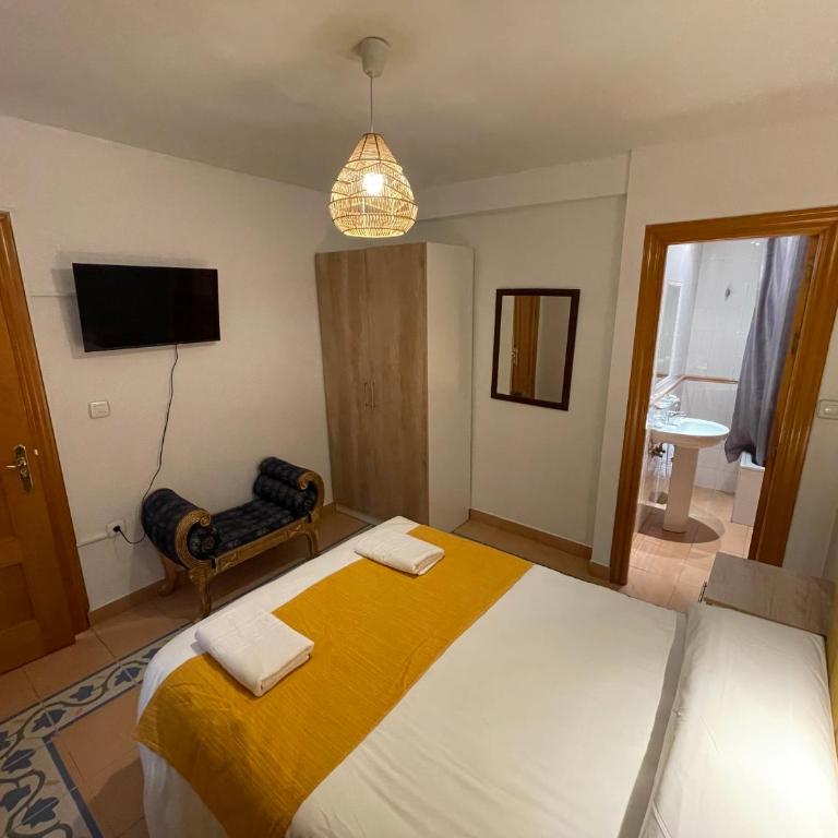 Sueños de Lorca Guest House - Double Room with Private Bathroom - 25