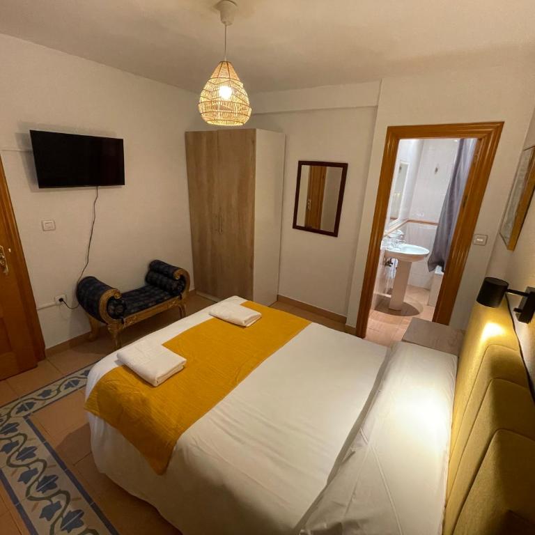 Sueños de Lorca Guest House - Double Room with Private Bathroom - 22