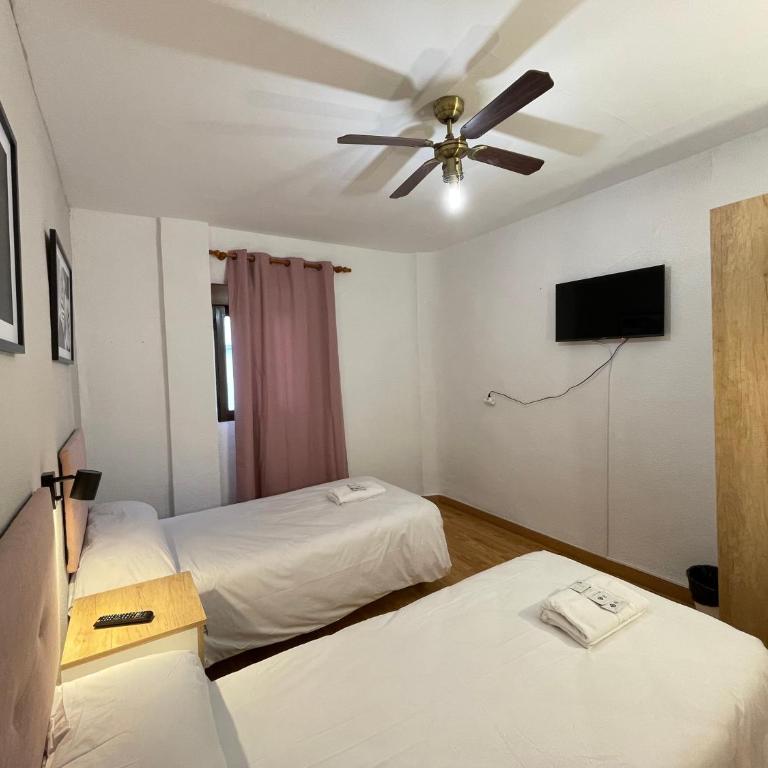 Sueños de Lorca Guest House - Double Room with Shared Bathroom - 9