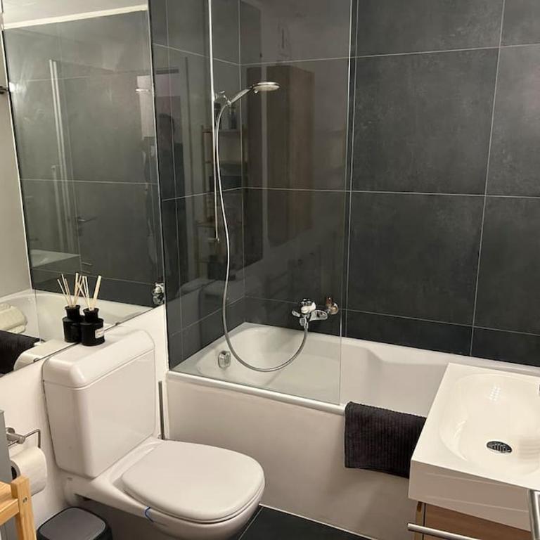 A 2 min. à pied du centre de Crans et des remontée - Apartment mit 1 Schlafzimmer - 7